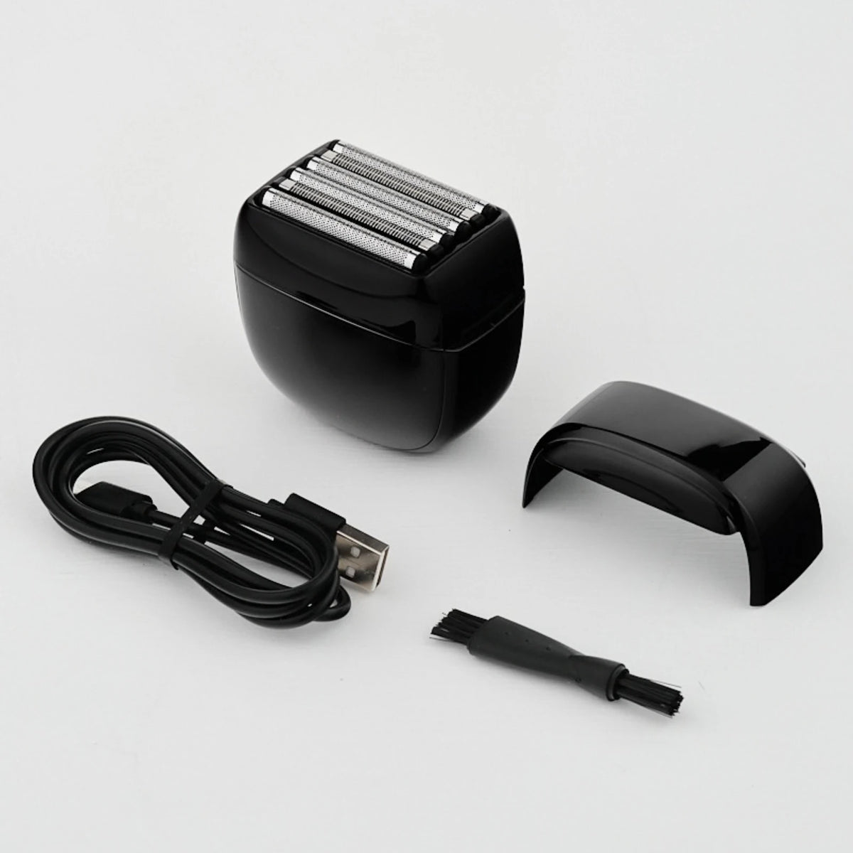 HERO Apex Shaver with protective cap and USB-C cable
